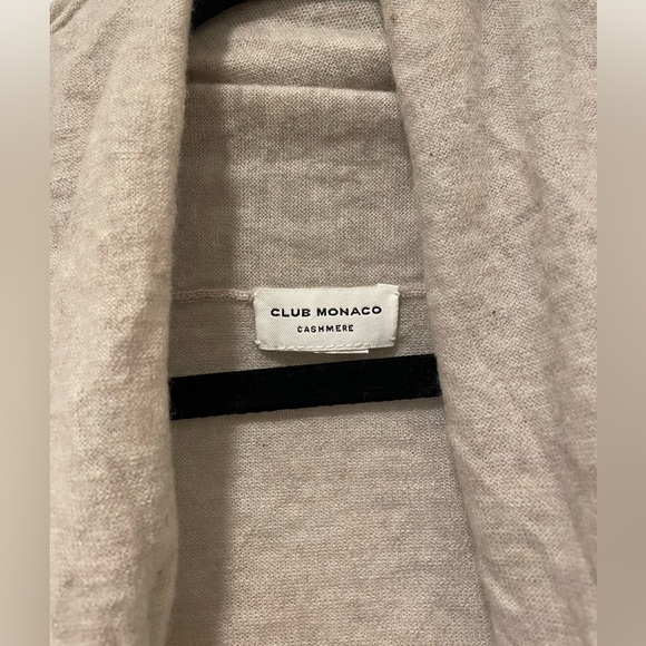 Club Monaco Cashmere Sweater - Picture 3 of 3